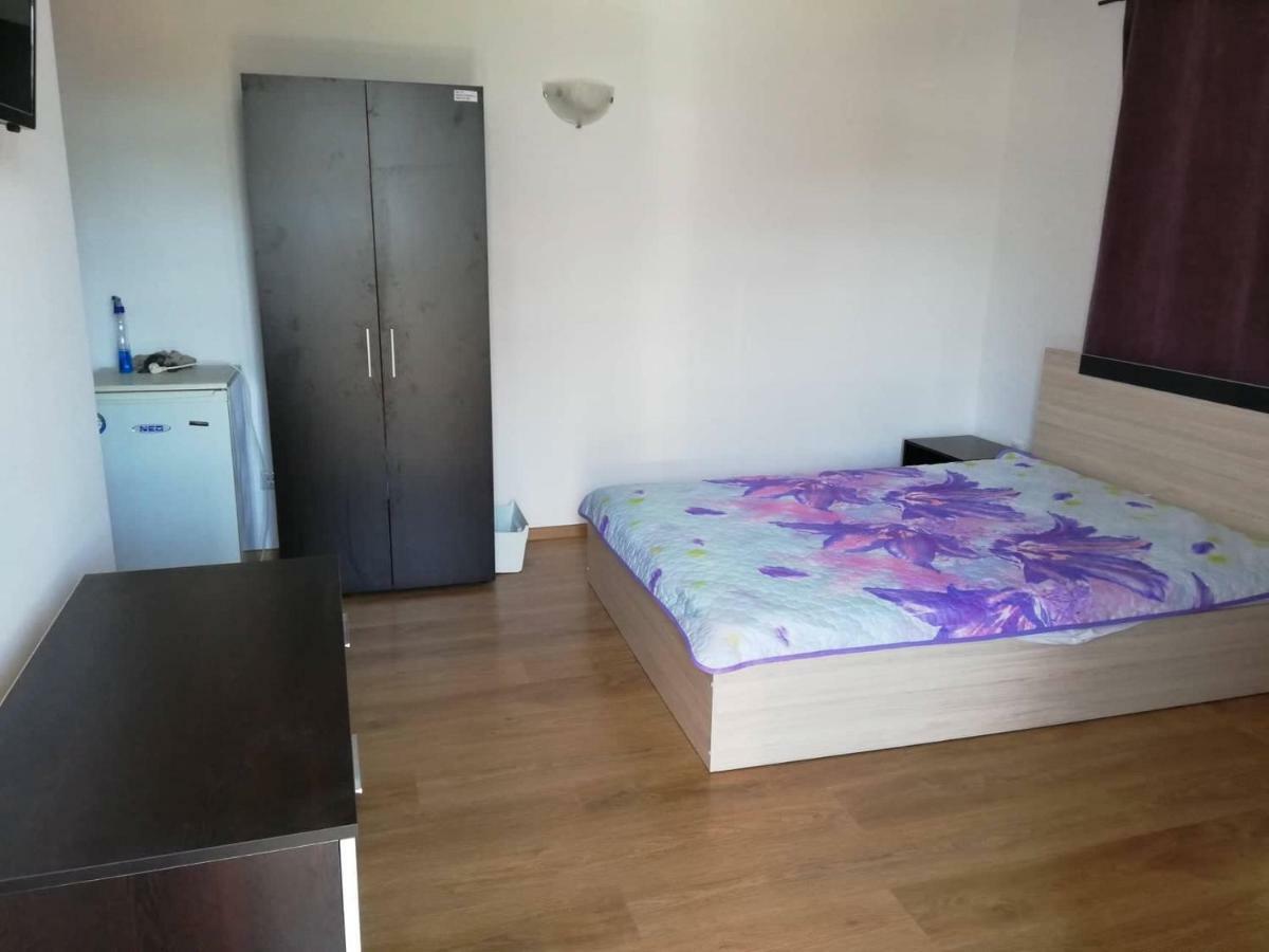 Къща За Гости "Пердика" Hotel Obzor Eksteriør billede